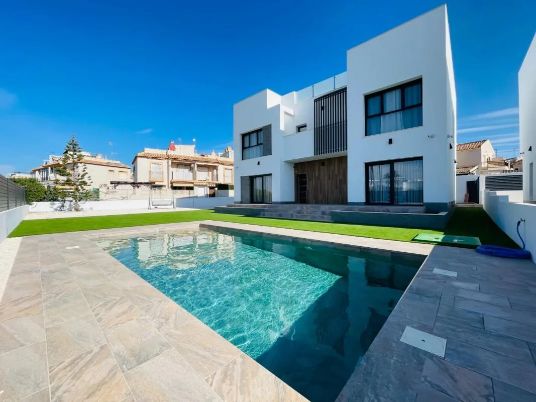 Nouvelle construction villa Torrevieja